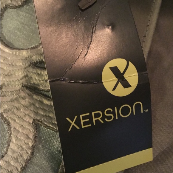 New Xersion Jacket 🍀 - Picture 6 of 7